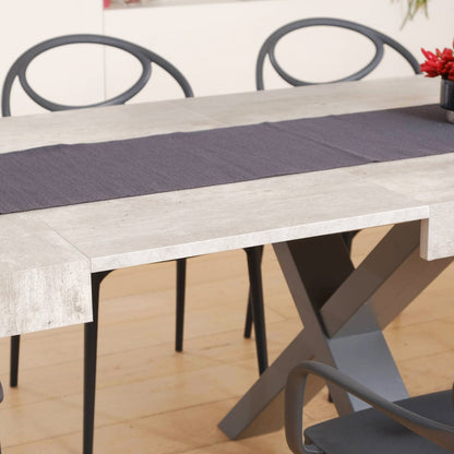 Charlotte – sedia in resina monoblocco con braccioli