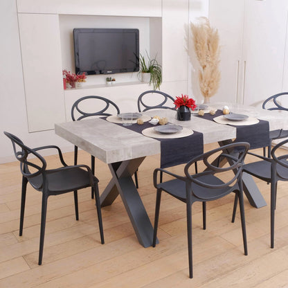 Charlotte – sedia in resina monoblocco con braccioli