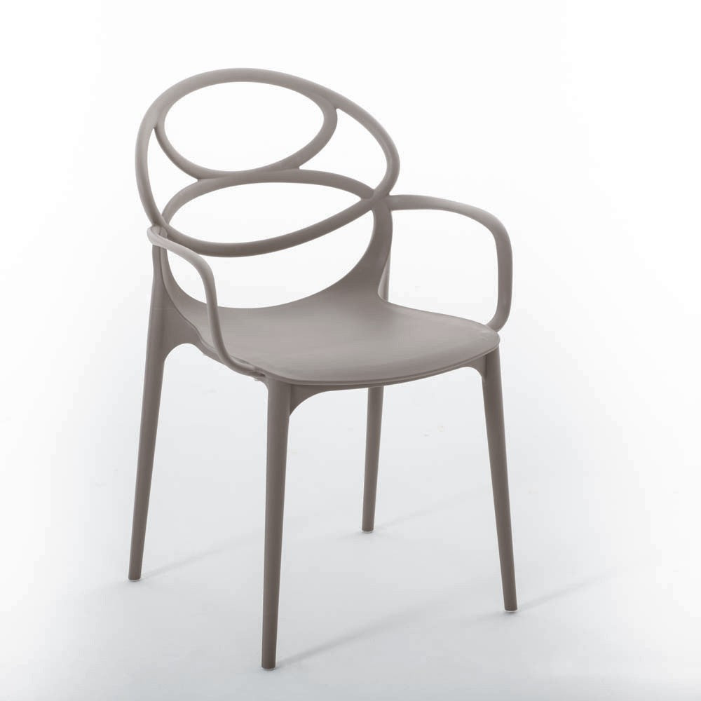 Charlotte – sedia in resina monoblocco con braccioli