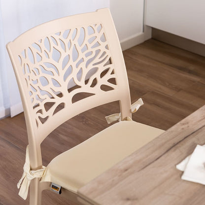 Flora – sedia in polipropilene con schienale albero della vita