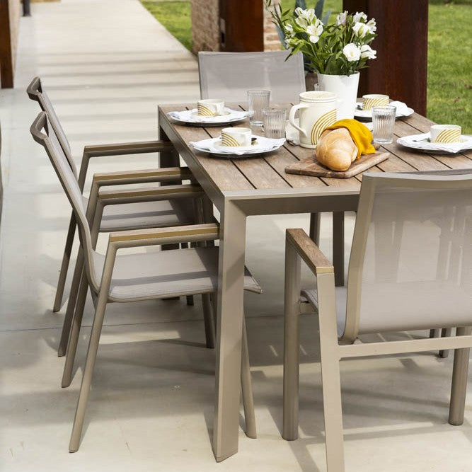 Liam & Deva set pranzo da esterno con tavolo 160x90 e 6 sedie