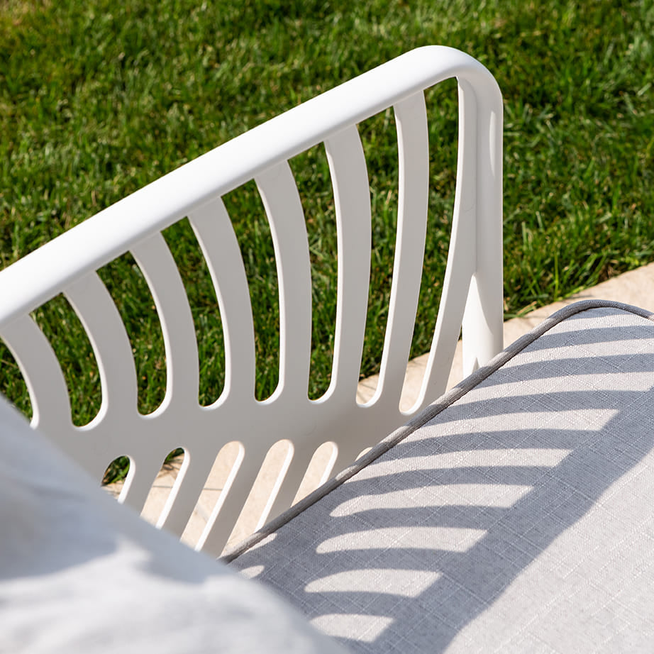 Kenzia – set da giardino di design divano, poltrone, tavolino