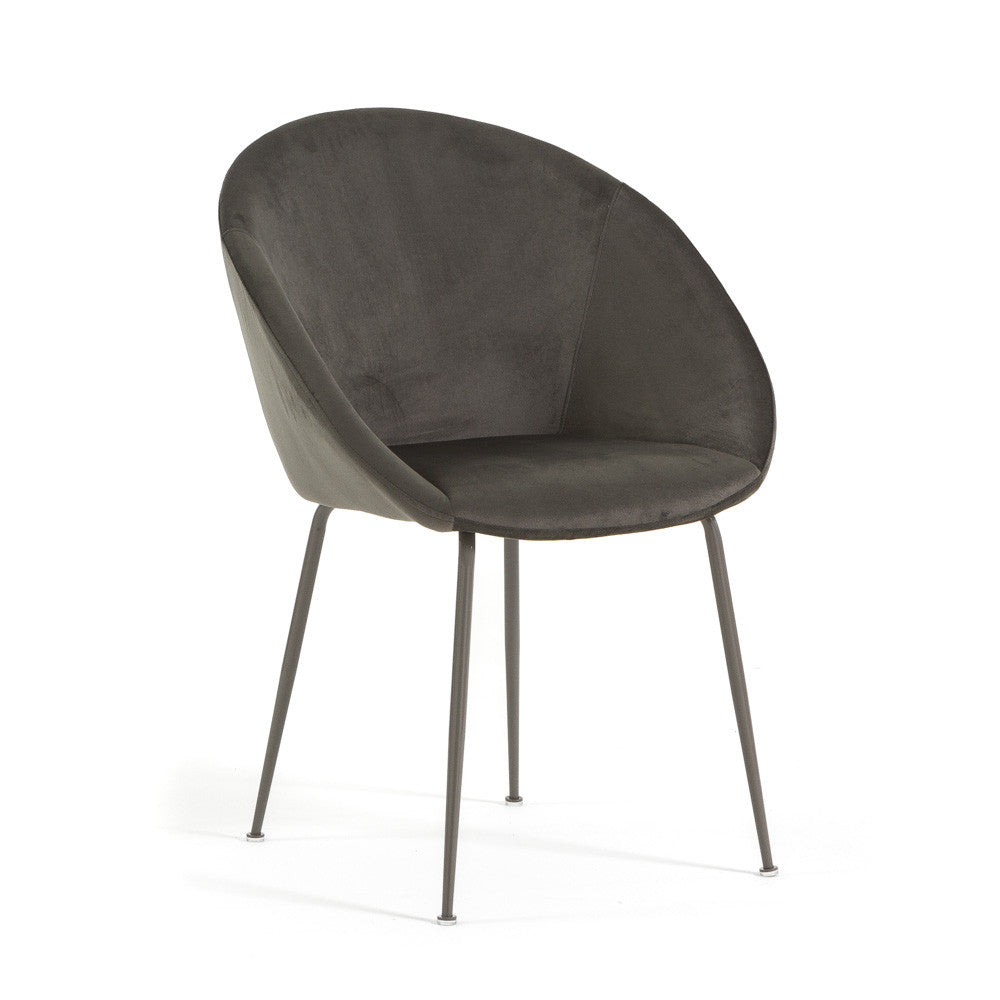 Iris – sedia in velluto o bouclé con gambe in metallo