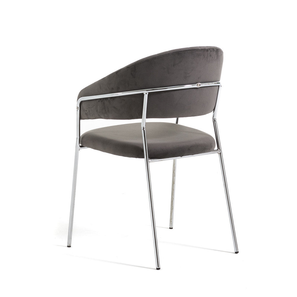 Lea – sedia in velluto trapuntato con gambe in metallo