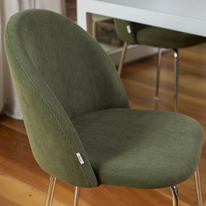 Sara – sedia in velluto a costine con gambe in metallo