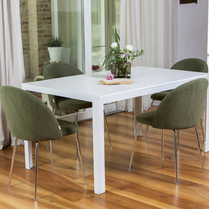 Sara – sedia in velluto a costine con gambe in metallo