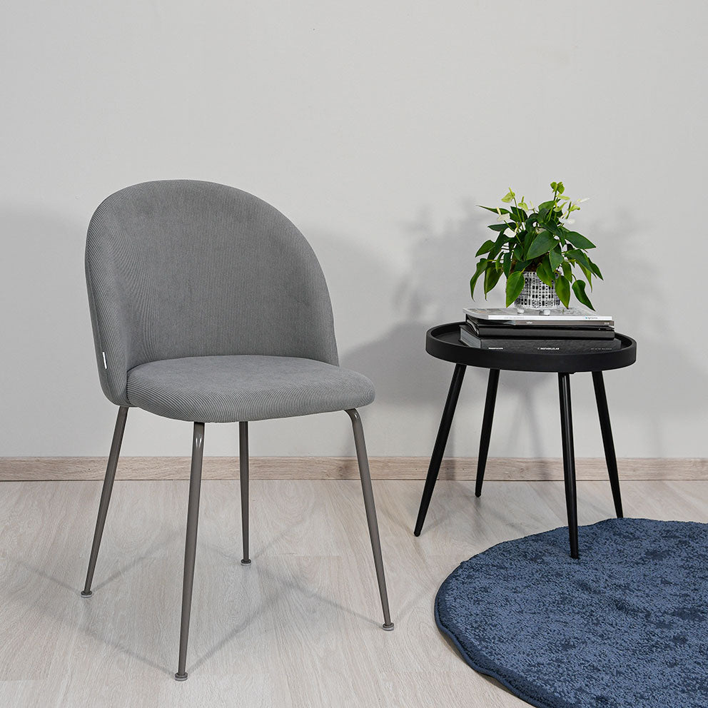 Sara – sedia in velluto a costine con gambe in metallo