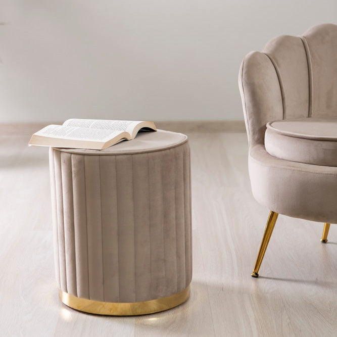 Ruby – pouf cilindrico in velluto trapuntato con base cromata