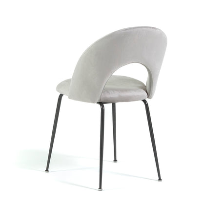 Margot – sedia in velluto con schienale curvo e gambe in metallo