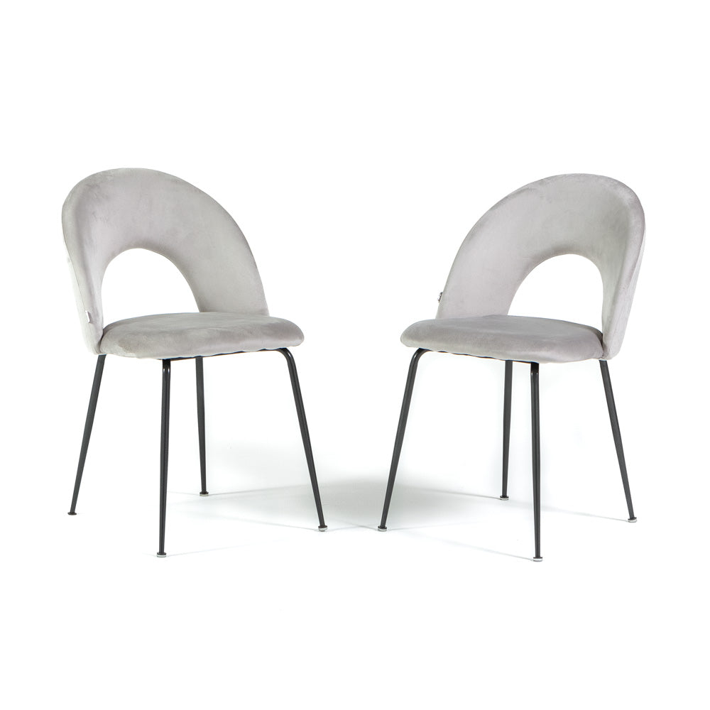 Margot – sedia in velluto con schienale curvo e gambe in metallo, colore grigio chiaro, gambe grigio scuro