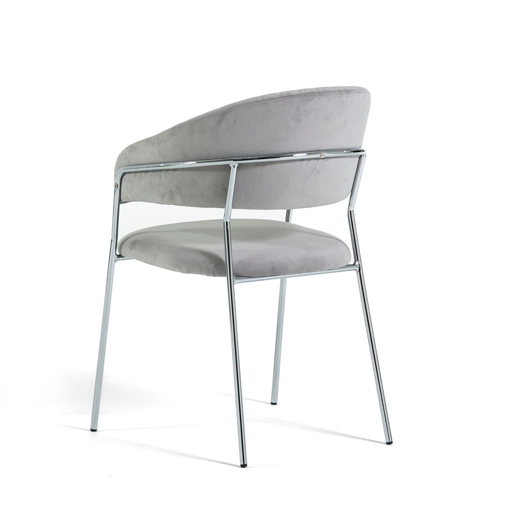 Lea – sedia in velluto trapuntato con gambe in metallo