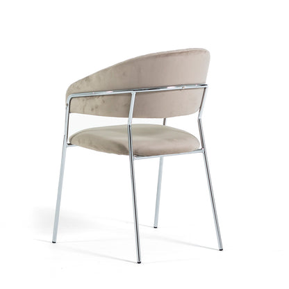Lea – sedia in velluto trapuntato con gambe in metallo