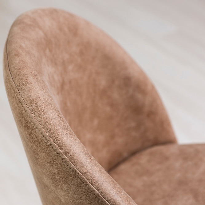 Sara – sedia in ecopelle con gambe in metallo