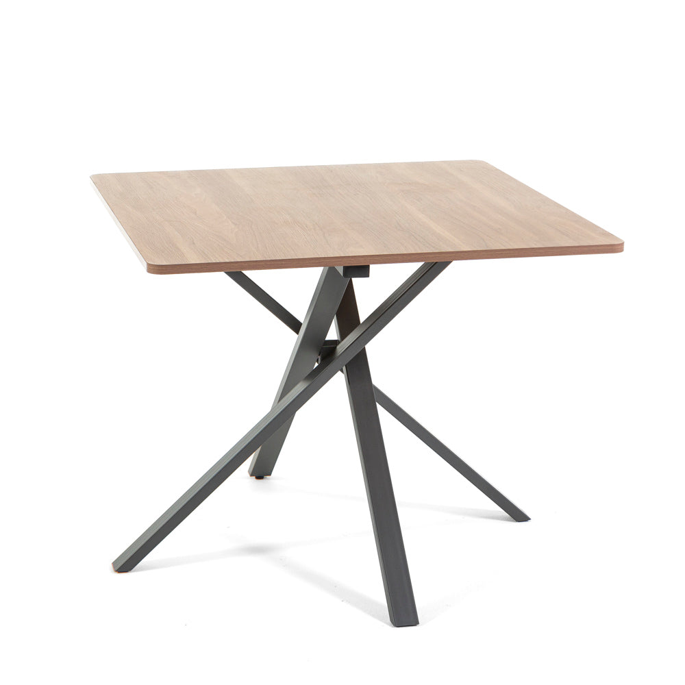 Carlo – tavolo quadrato in melaminico con base in metallo, gambe grigio scuro, top tavolo legno