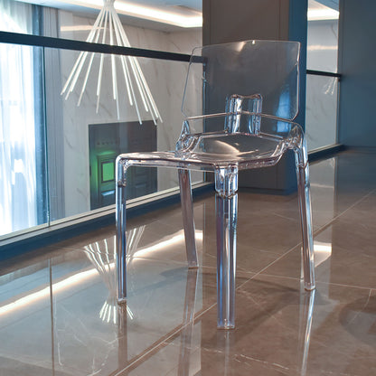 Futura – sedia trasparente in policarbonato dal design minimal