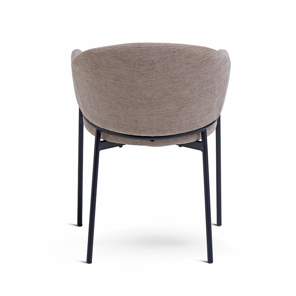 Grace – Poltroncina in tessuto ciniglia con gambe in acciaio