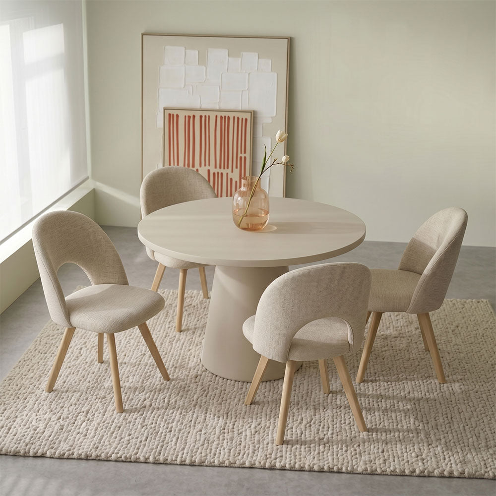 Margot – sedia imbottita in tessuto con gambe in legno