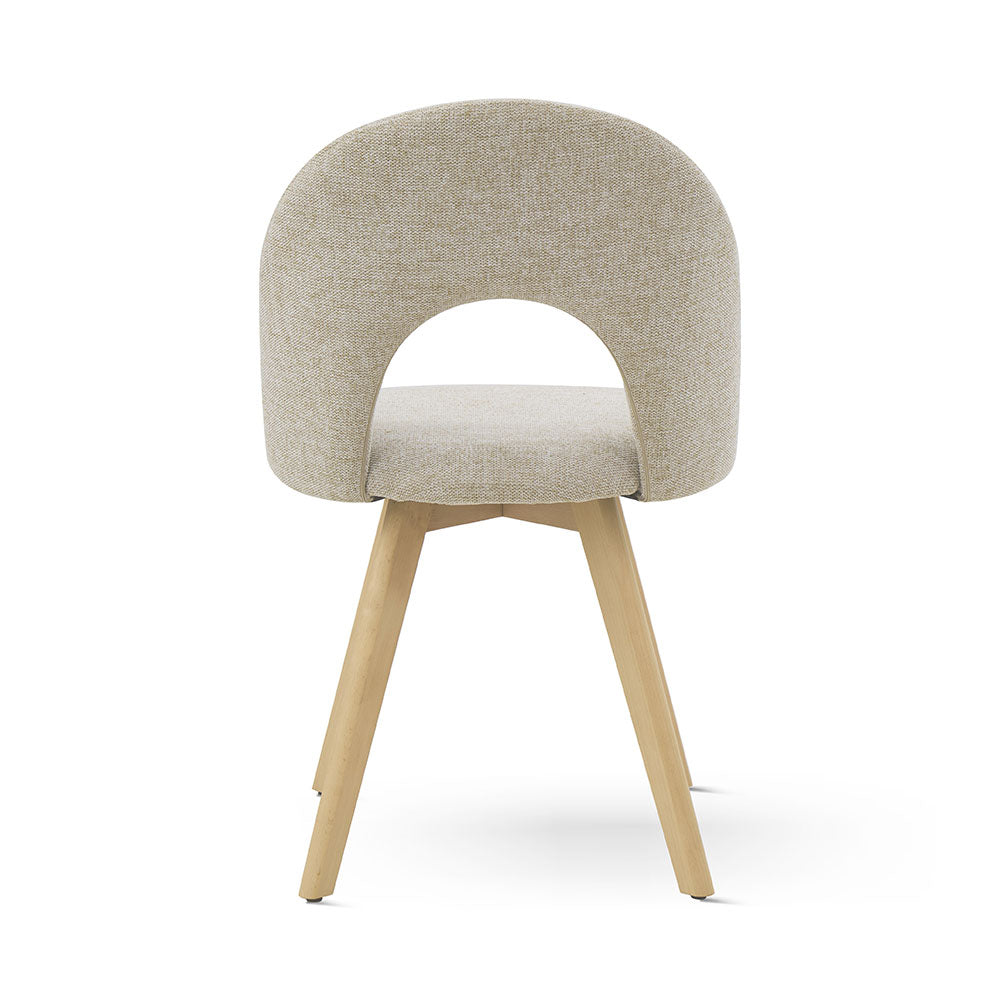 Margot – sedia imbottita in tessuto con gambe in legno