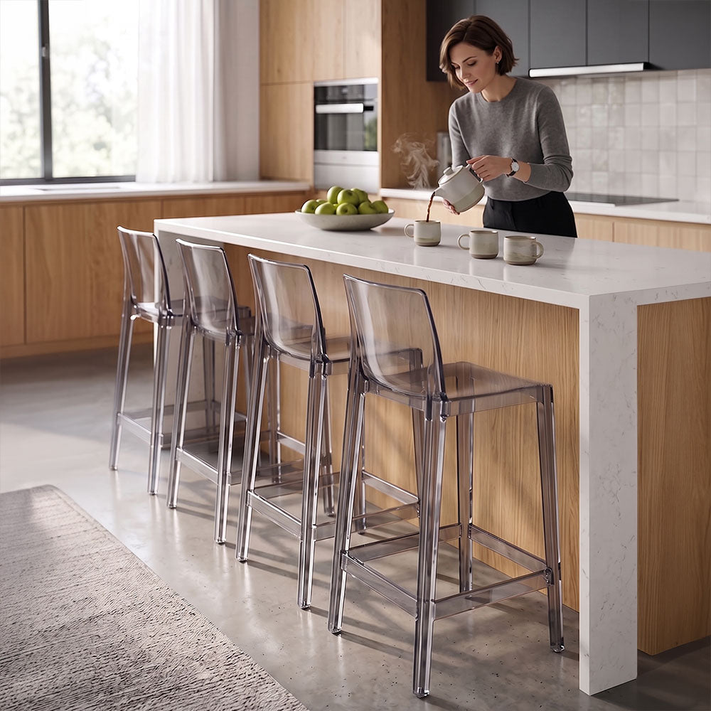 Aura XL – sgabello da cucina in policarbonato trasparente
