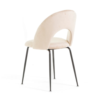 Margot – sedia in velluto con schienale curvo e gambe in metallo