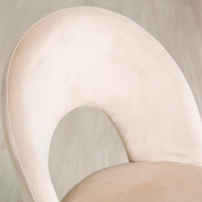 Margot – sedia in velluto con schienale curvo e gambe in metallo