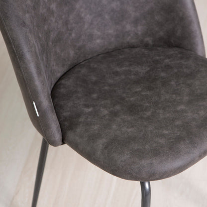 Sara – sedia in ecopelle con gambe in metallo