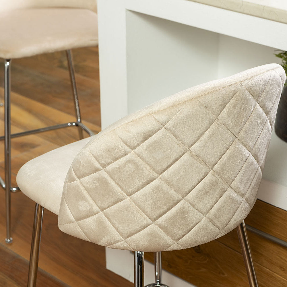 Sara XL – sgabello da cucina in velluto e gambe metallo
